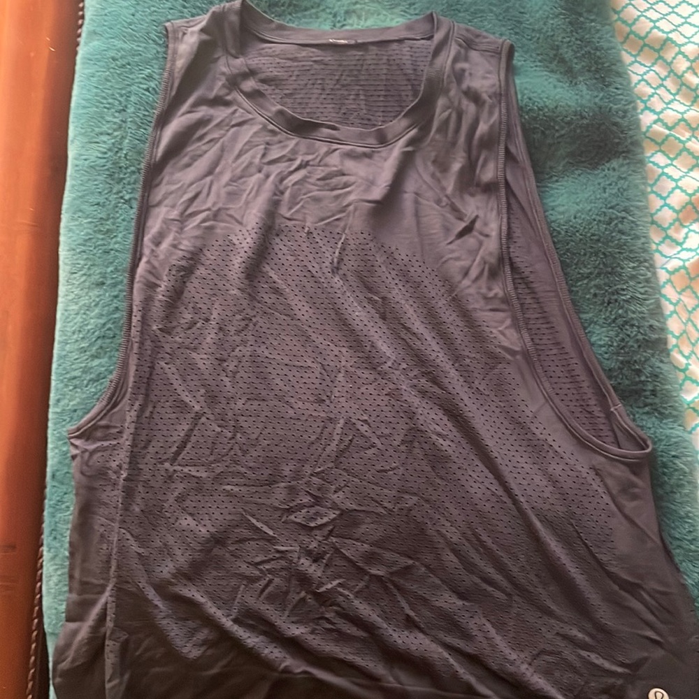 Lululemon cover tank